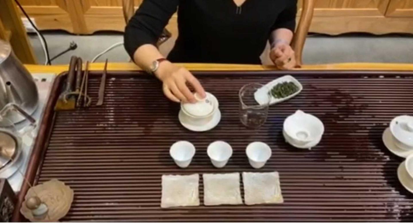 Chinese tea ceremony step 1 – prepare the tea set