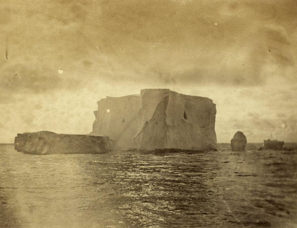 Photograph of an iceberg taken from Challenger