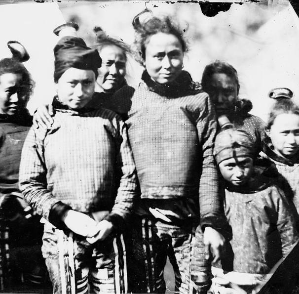 Group portrait of Inuit girls and women, Greenland, Inglefield, Edward Augustus Image of Inuit women and girls