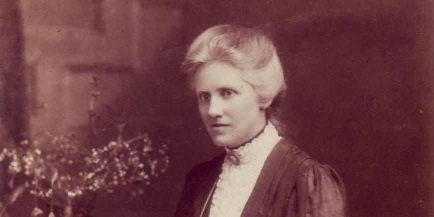 Old photograph of youngish woman in Victorian times