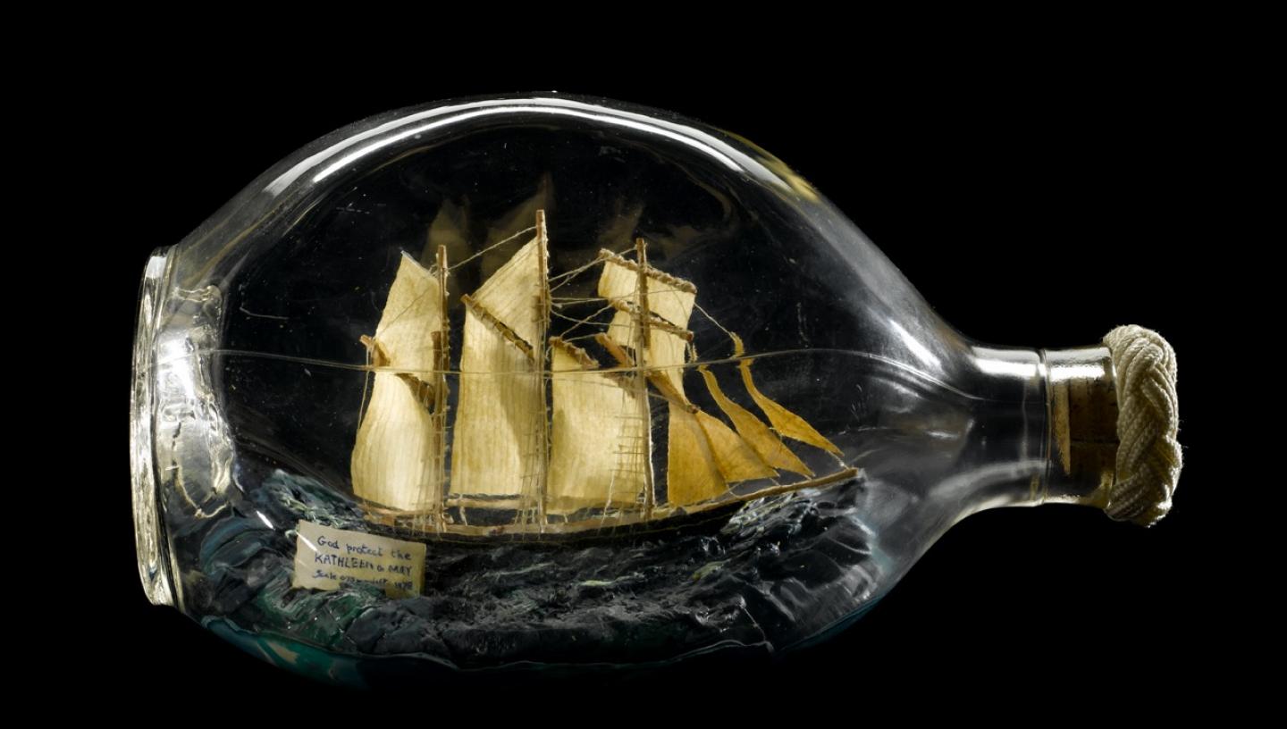 F5365 Ship in a Bottle from NMM Archive Collection 