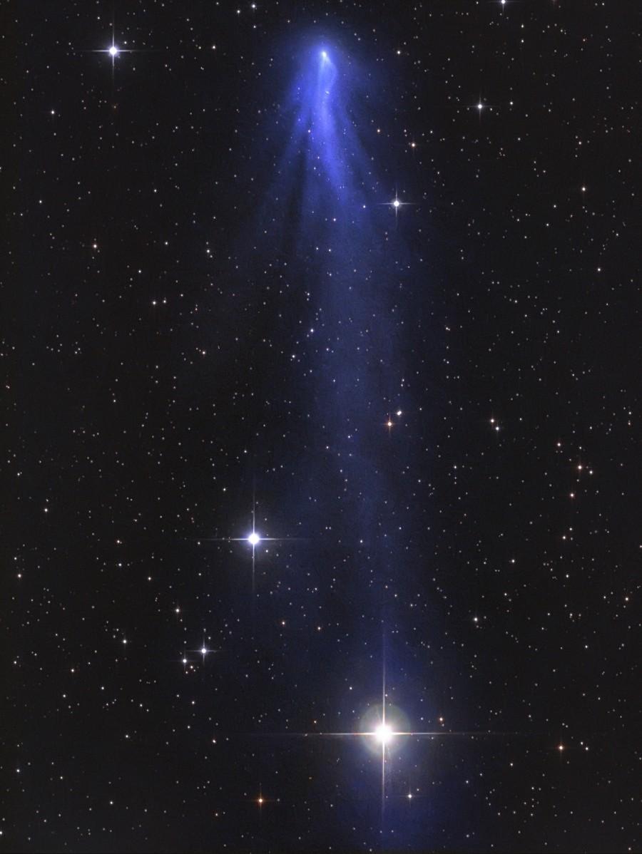 An image showing 'Comet C2016 R2 Panstarrs the blue carbon monoxide comet © Gerald Rhemann'