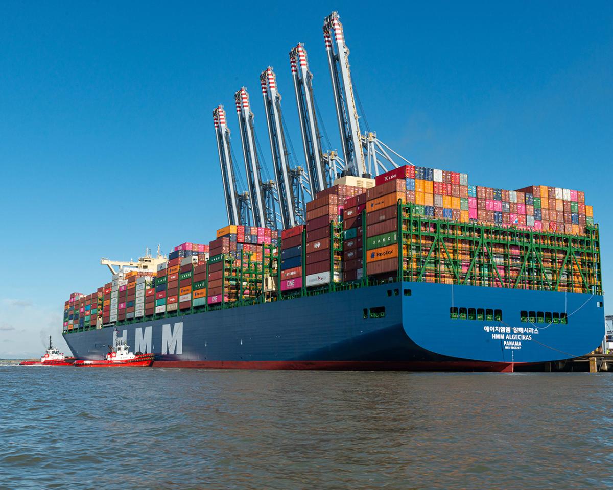 A bow view of container ship HMM Algeciras in port