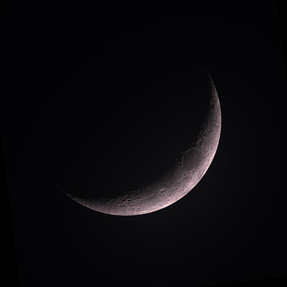 Photograph of the waxing crescent Moon