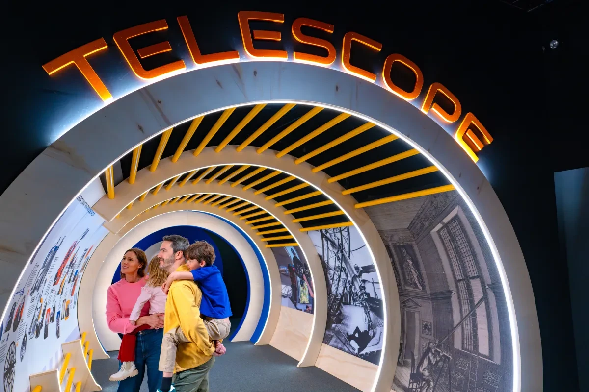 An image for '6. Telescope '