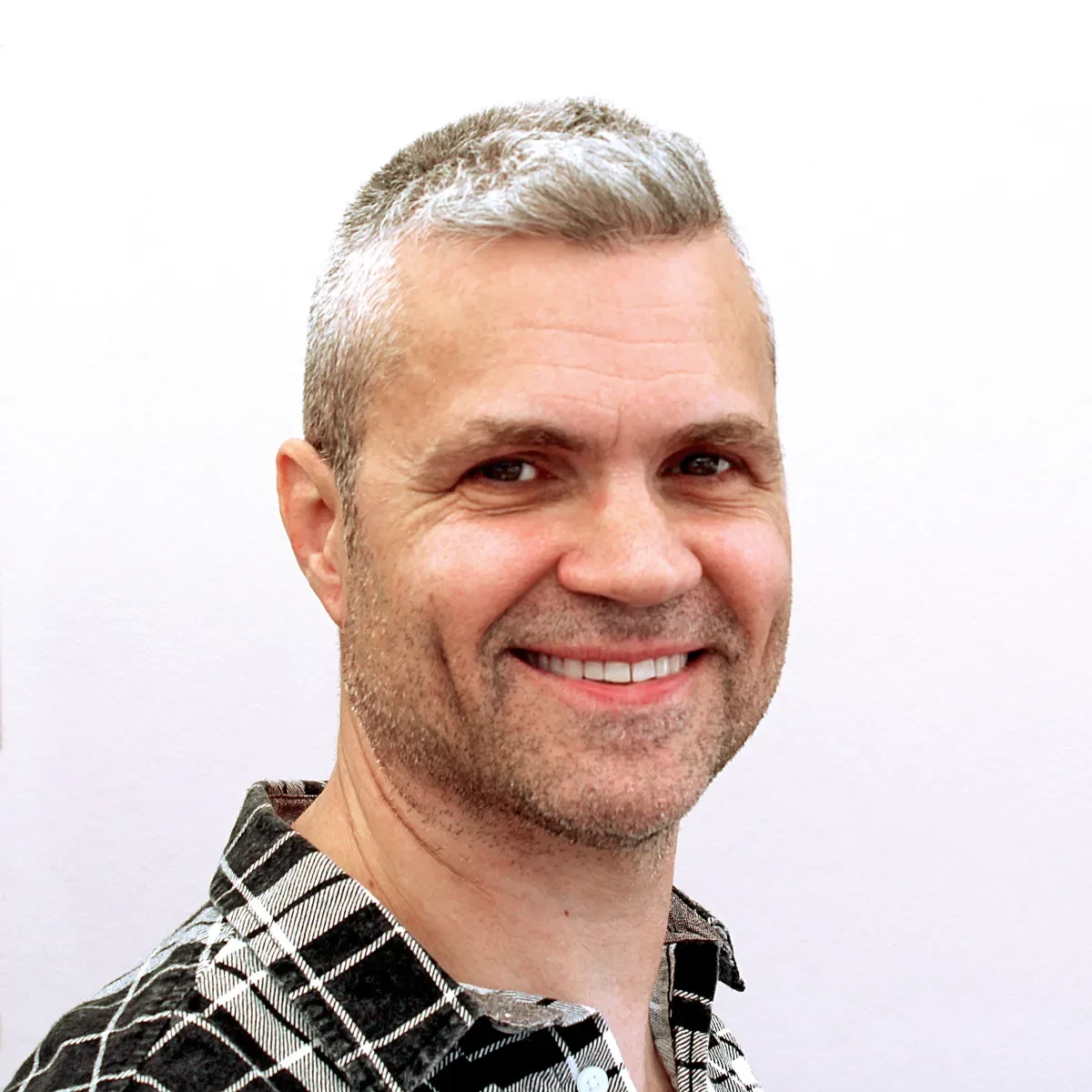 Headshot of Steve Marsh smiling at the camera