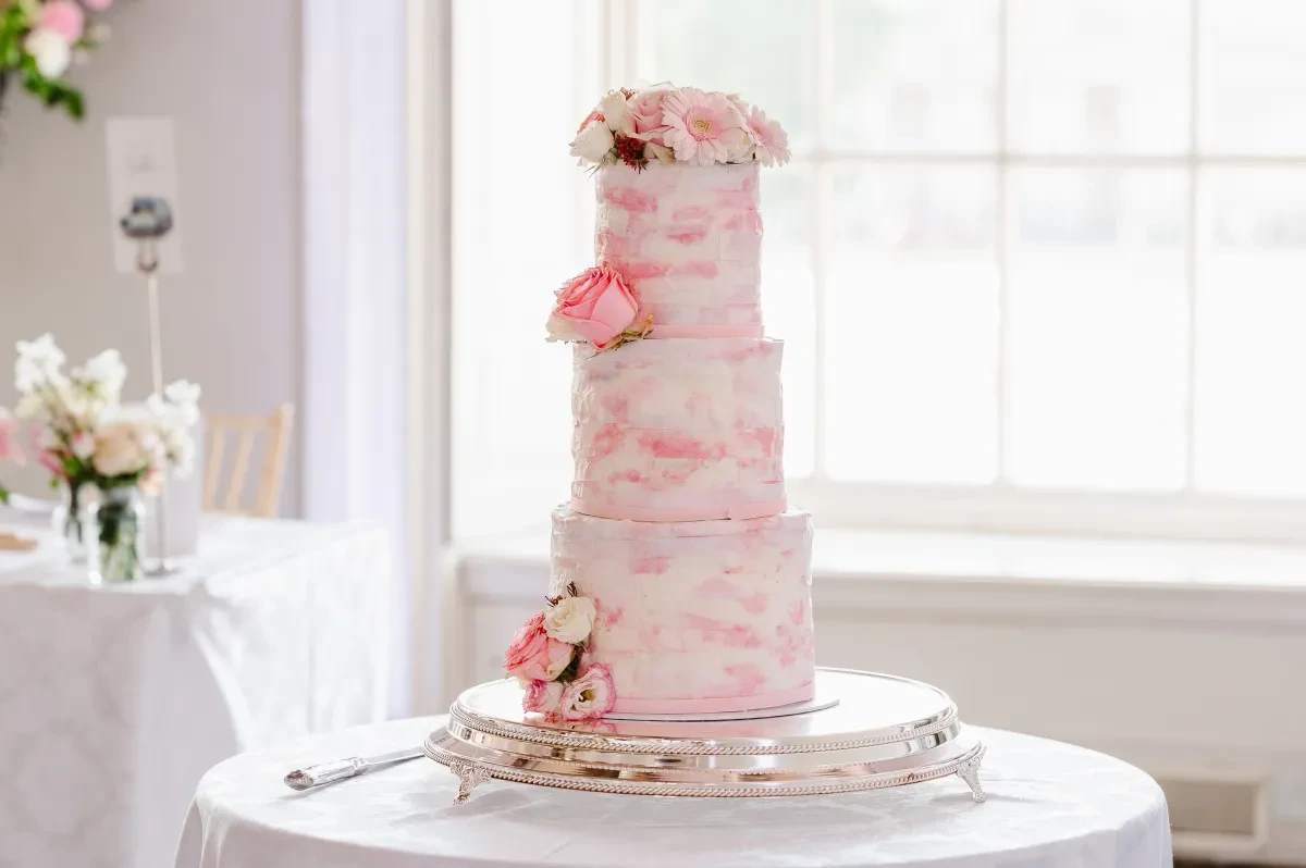 katie & george- wedding cake 