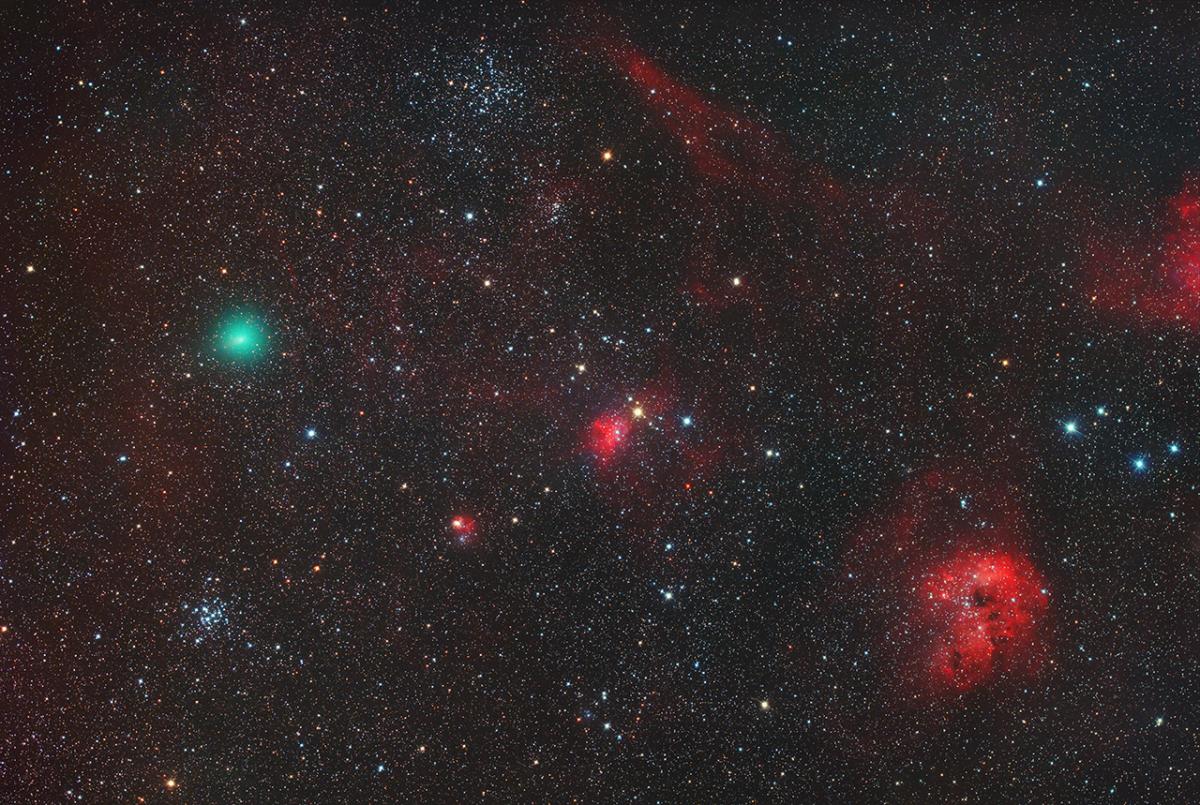 PCA-82152-1_Green Comet C2018 Y1 Iwamoto in Auriga_s Red Nebulae © Norbert Mrozek.jpg