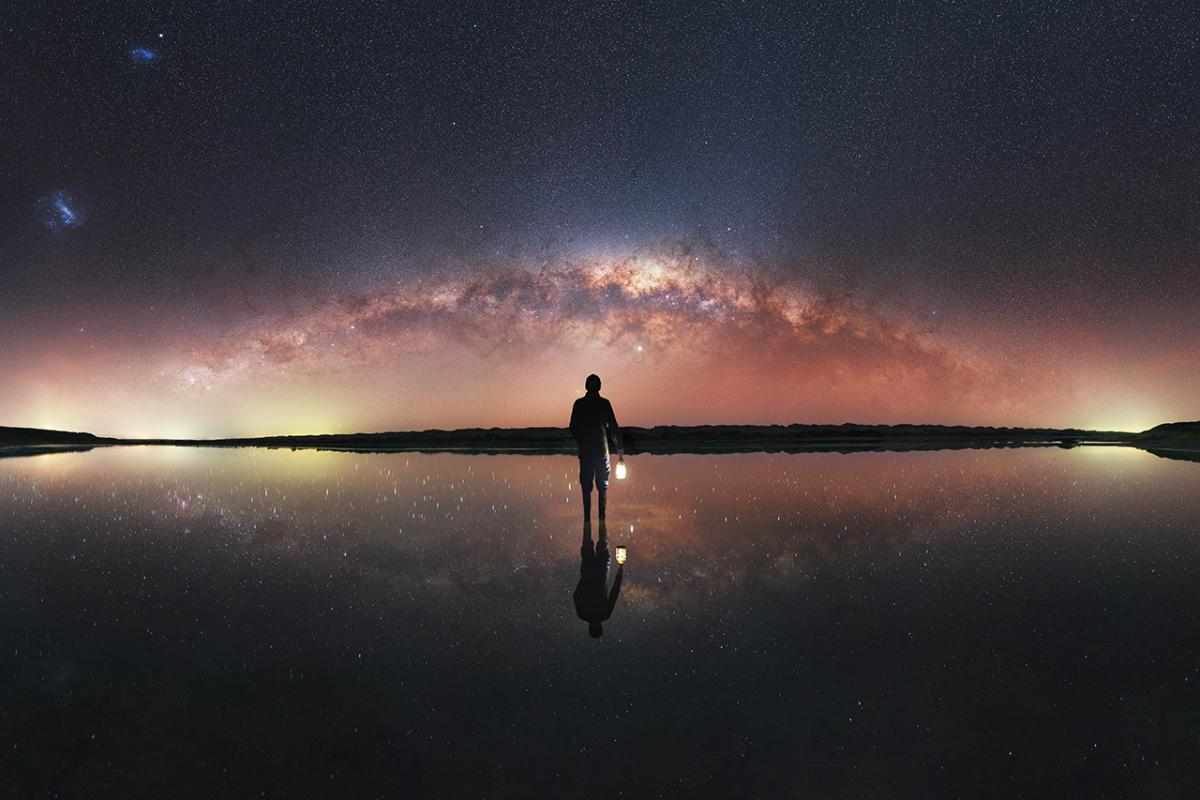 PS-92919-7_Uncropped_Self-portrait under the Milky Way © Evan McKay.jpg