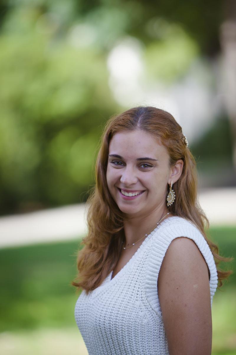 Image of a Sofia Bagulho wearing a white dress