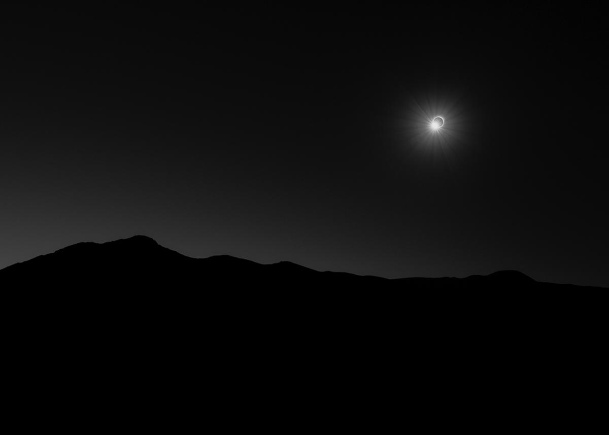 OS-63513-3_Runner-Up_145 Seconds of Darkness © Filip Ogorzelski.jpg