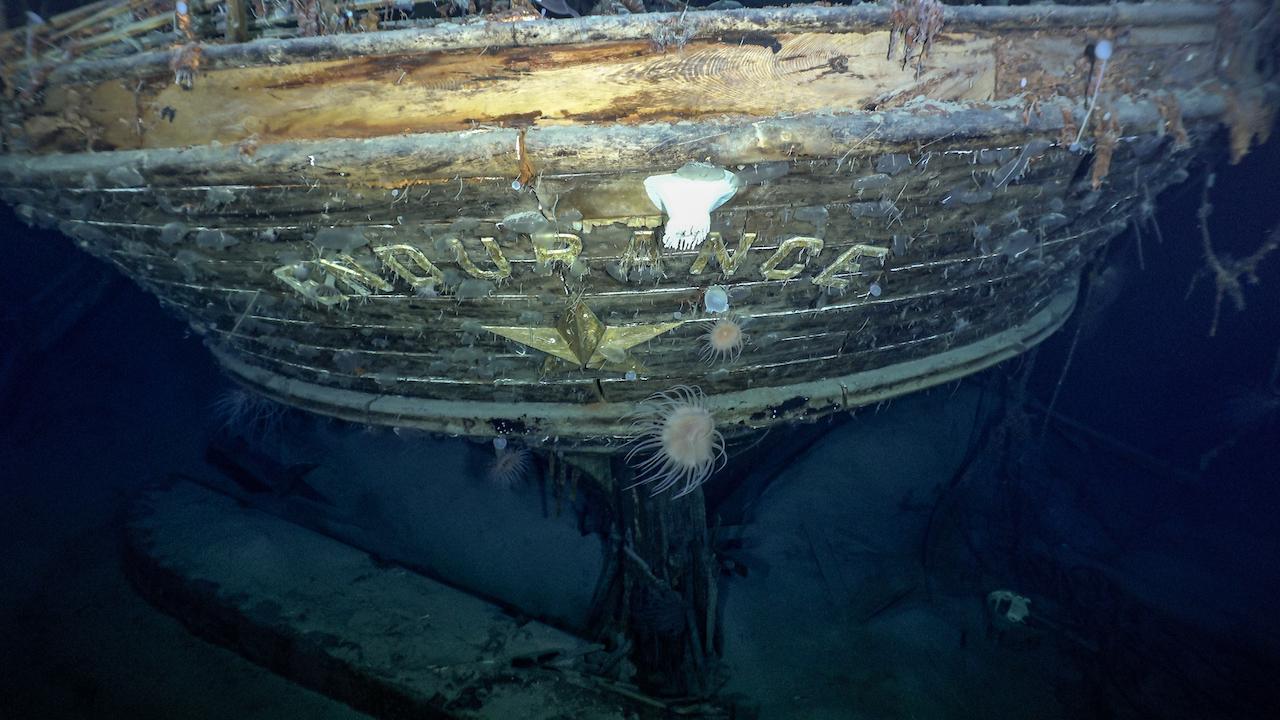 The wreck of Endurance, showing the ship's stern, name and emblematic polestar