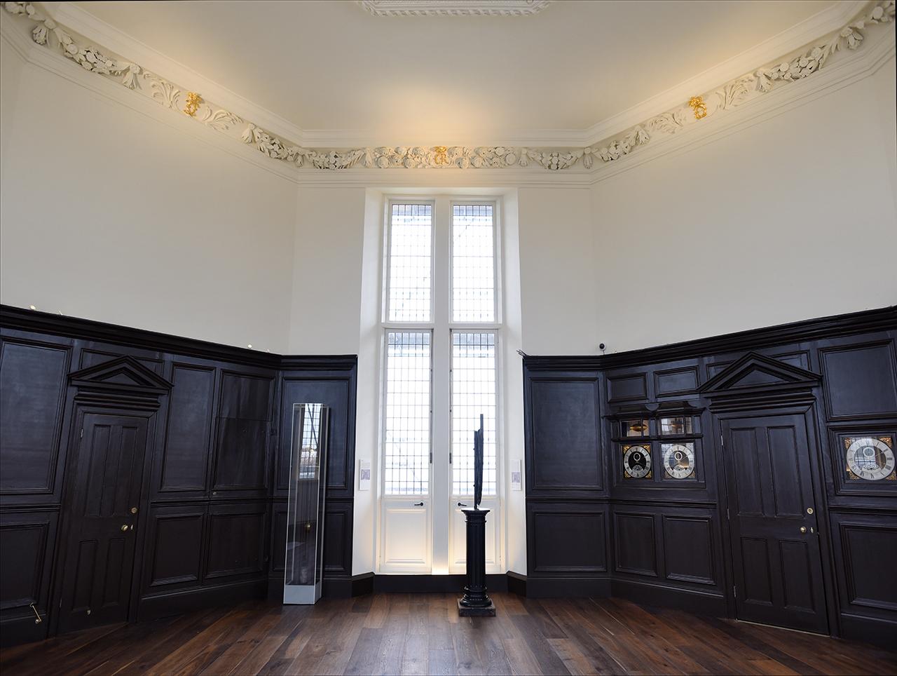 The Octagon Room, an eight-sided wood-panelled room in the Royal Observatory