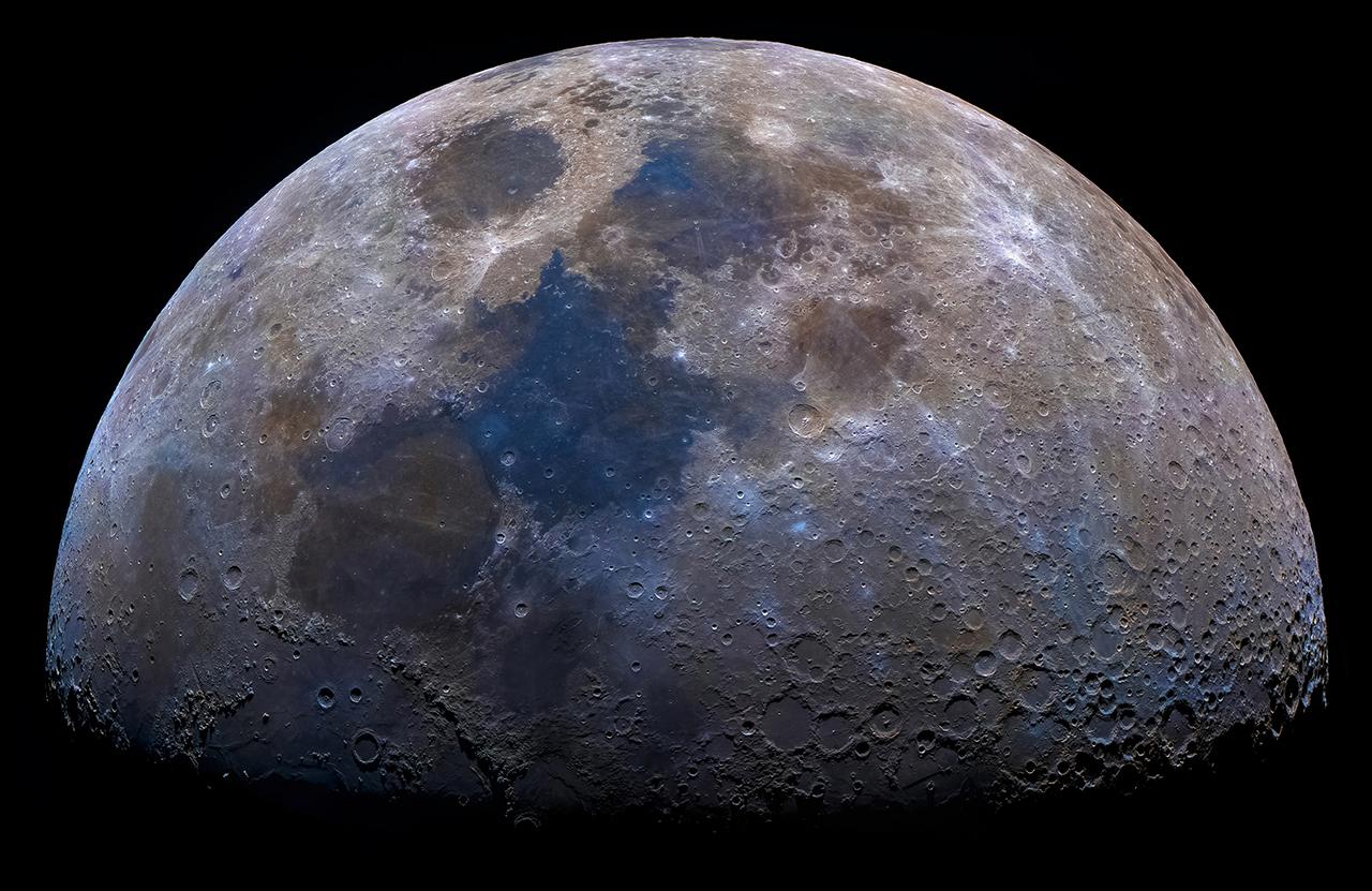Close up image of the Moon