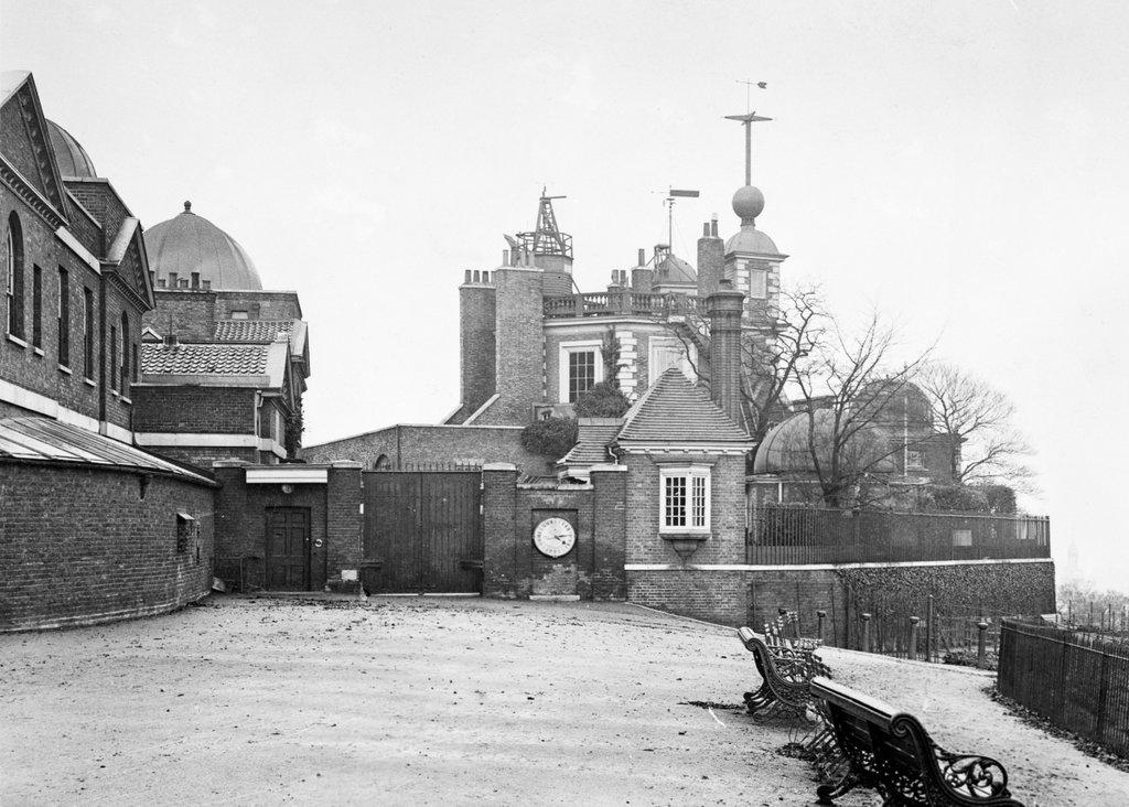 Mid 1900s photograph of Flamsteed House at the Royal Observatory