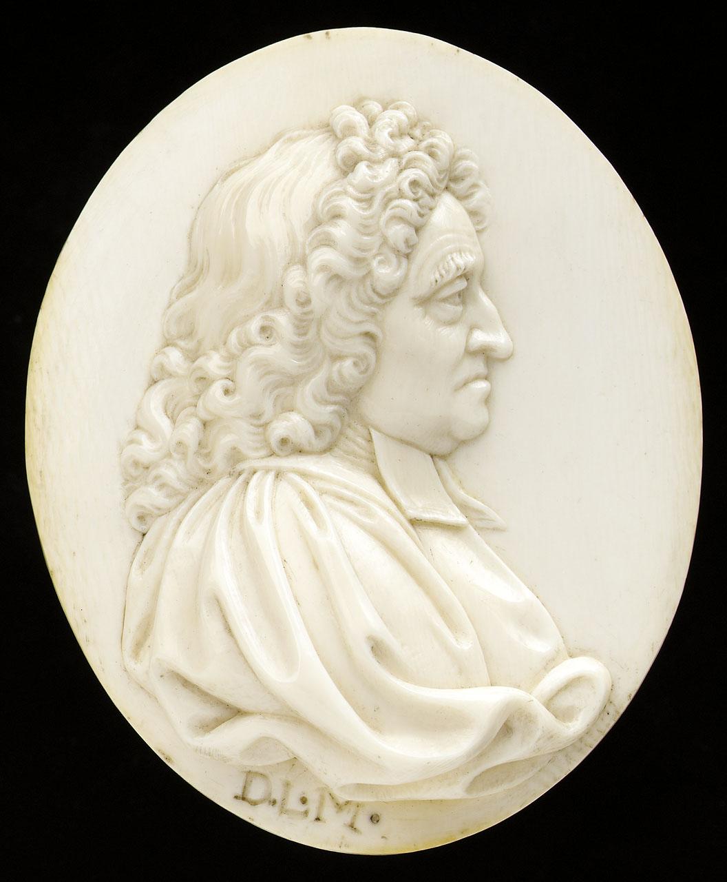 oval profile portrait medallion, in low-relief, head-and-shoulders bust length, showing John Flamsteed in periwig, bands and clerical robes