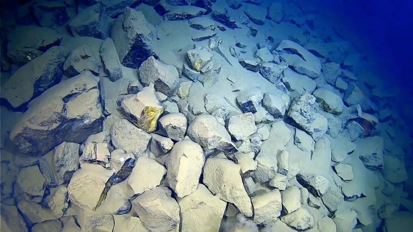 A field of boulders at the bottom of the ocean from tectonic plates colliding