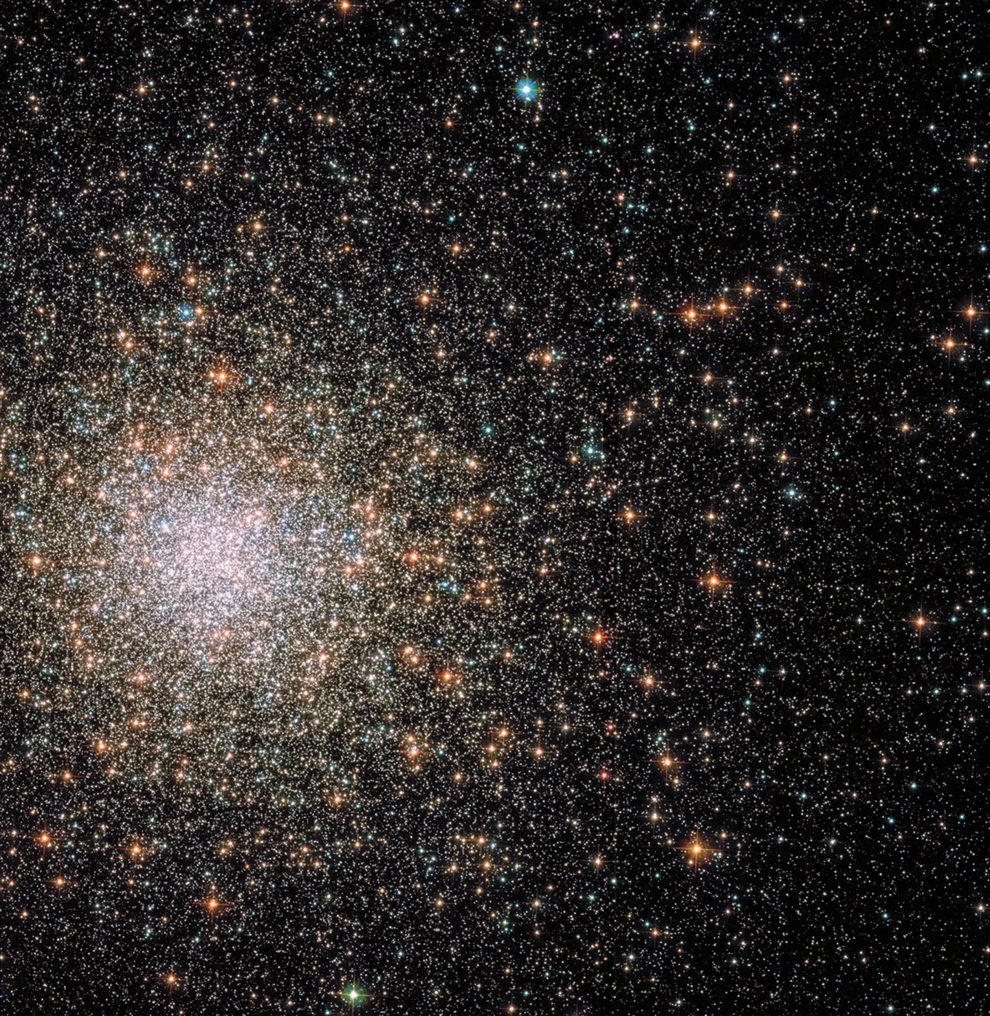 Globular cluster M62. 100,000s stars fill the frame.