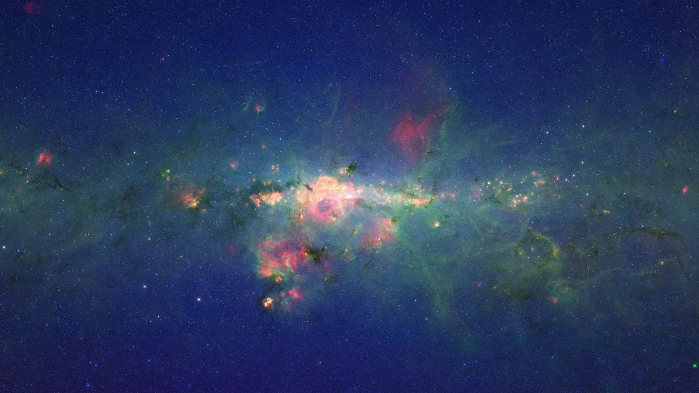 Photo in infrared of center of the Milky Way