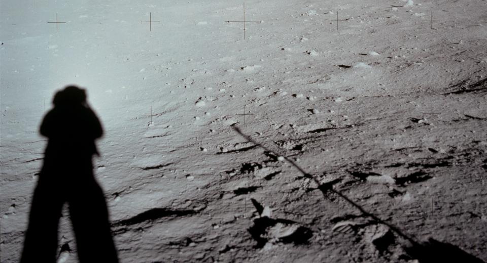 Apollo 11 Moon landing shadows