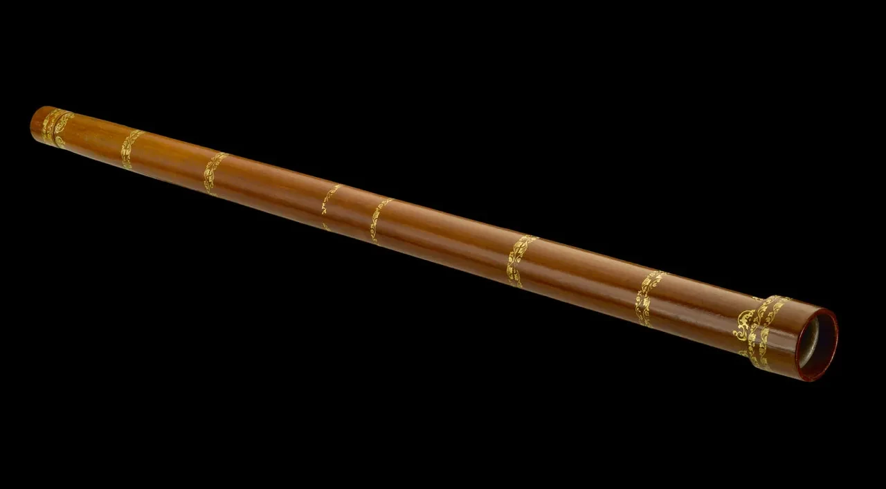 Replica of a handheld Galilean telescope