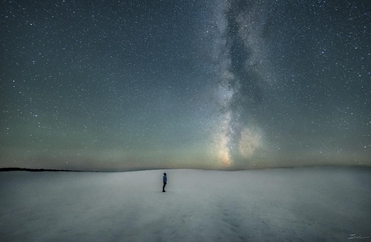 Man Looking Up at Stars © Ben Canales, Astronomy Photographer of the Year People and Space Runner Up 2013