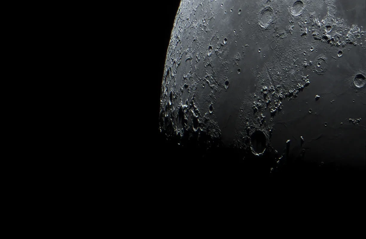 Mars Next to the Moon © Eric Toops, Astronomy Photographer of the Year Planets, Comets and Asteroids Commended 2015