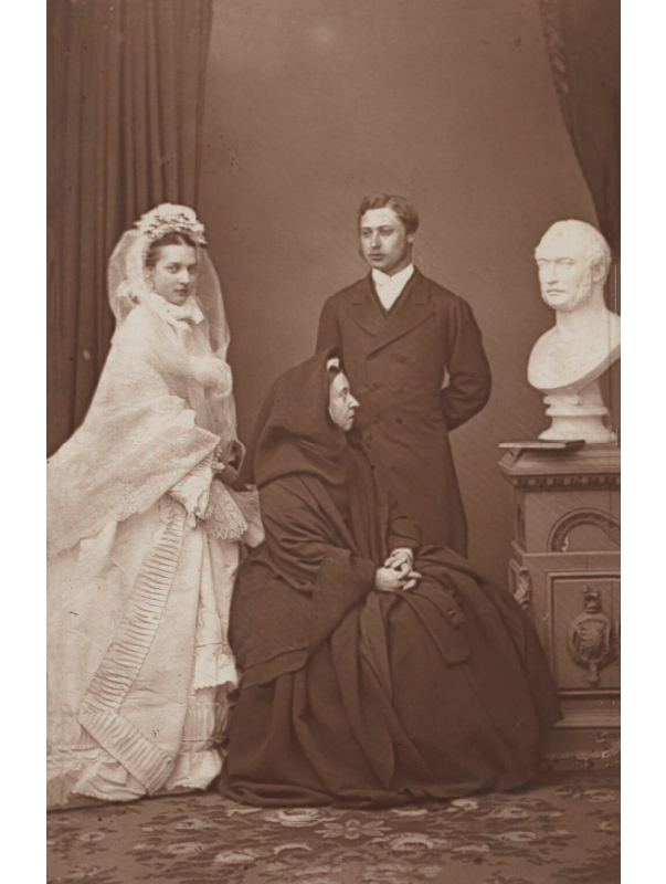 Victoria Albert () Victoria Albert