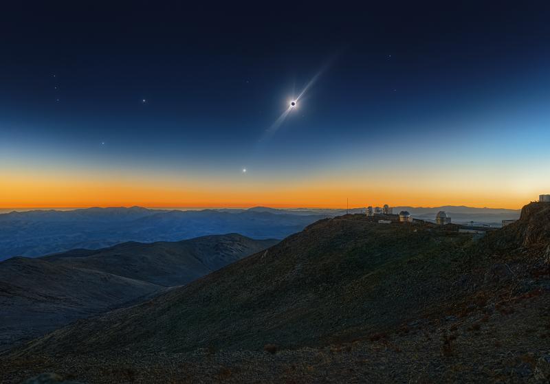 OS-3162-1_Total Solar Eclipse, Venus and the Red Giant Betelgeuse © Sebastian Voltmer.jpg