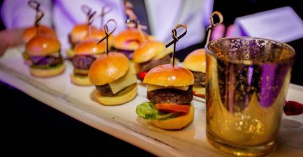 Moving Venue Smart Food